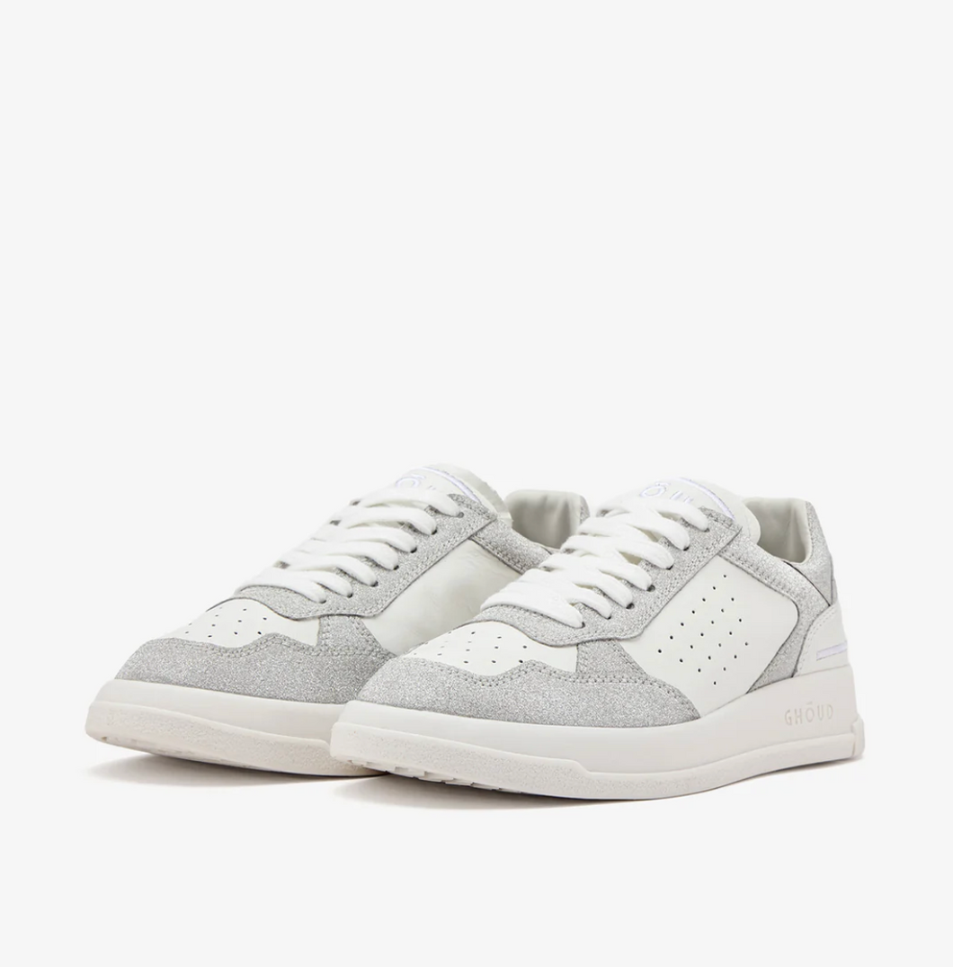 Ghōud Low Tweener Sneaker - White Silver Glitter