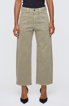 Load image into Gallery viewer, Moussy Gusset Cargo Pomonok in Khaki
