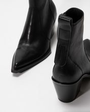 Load image into Gallery viewer, Oncept Nashville Boot - Black Leather
